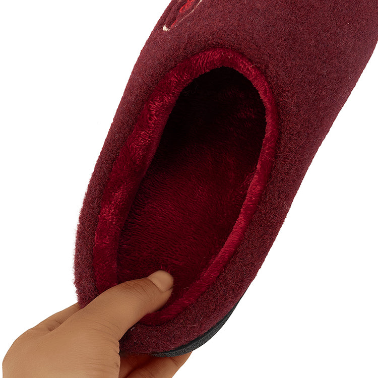 Casual Women’s Home Slippers | Warm & Elegant Music Note Design