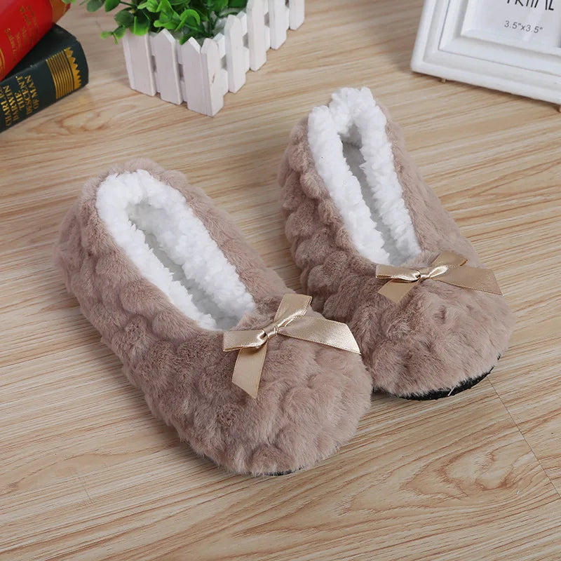 Women’s Cute Plush Indoor Slippers
