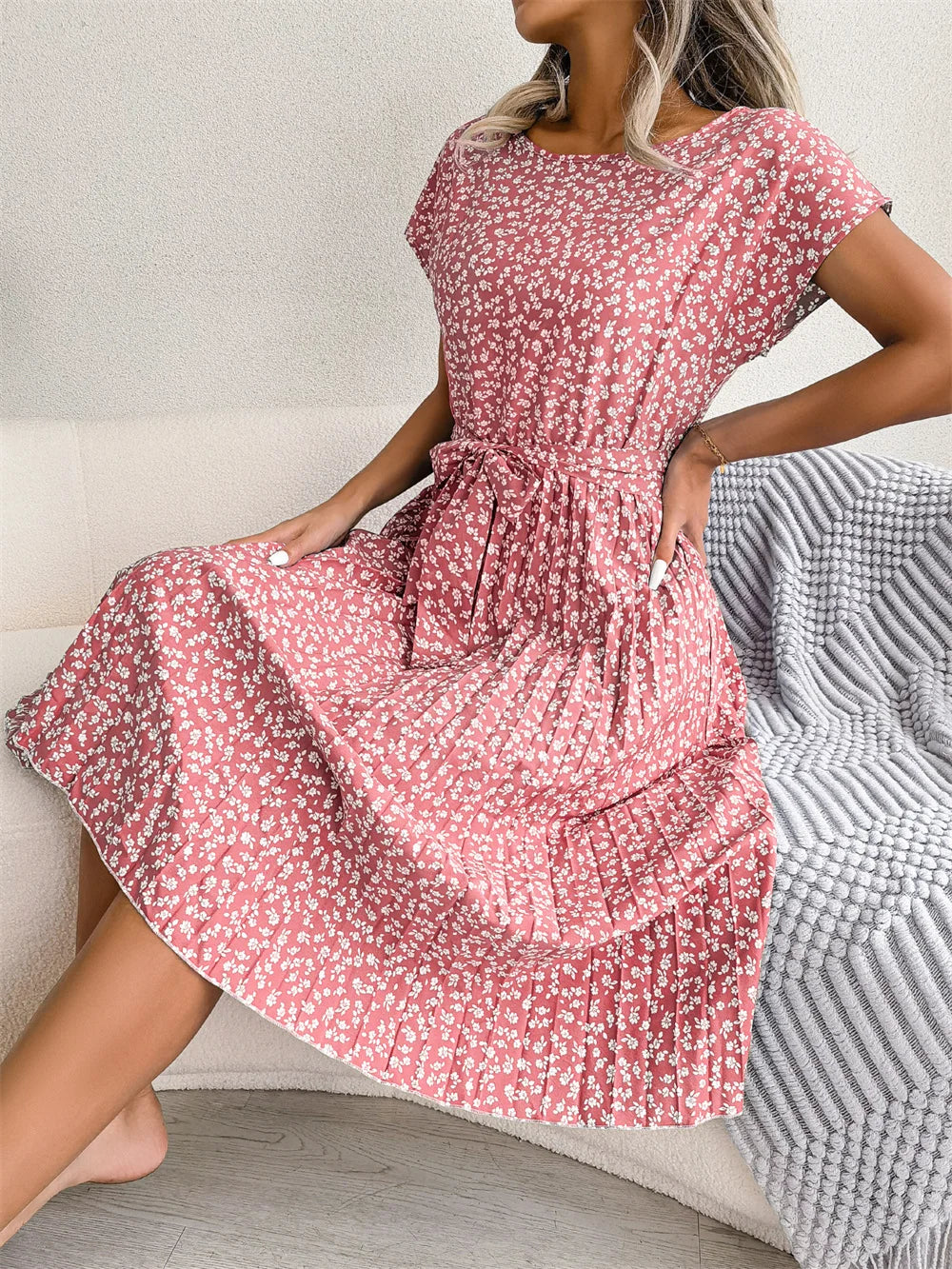 Women’s Floral Pleated A-Line Dress