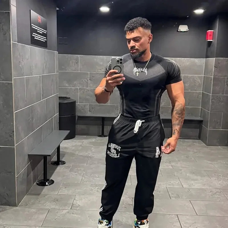 Men’s Tight Fit Fitness T-Shirt