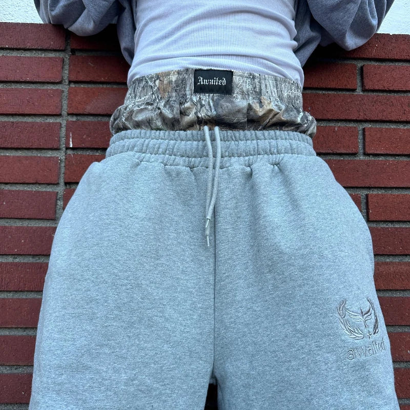 Retro Baggy Camo Pants – Streetwear Style