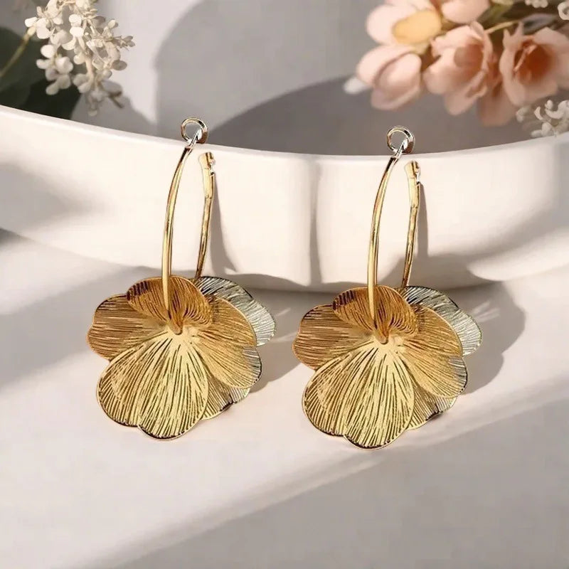 Vintage Butterfly & Flower Pendant Earrings