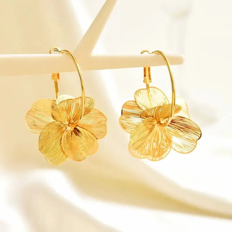 Vintage Butterfly & Flower Pendant Earrings