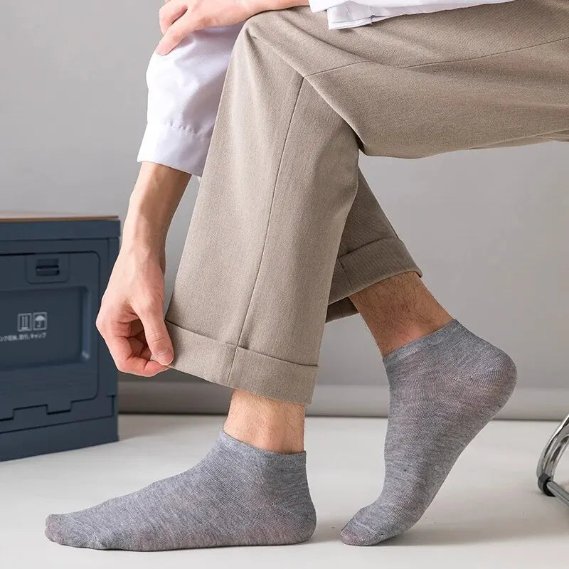 Unisex 40/20/10 Pairs of Solid Color Socks