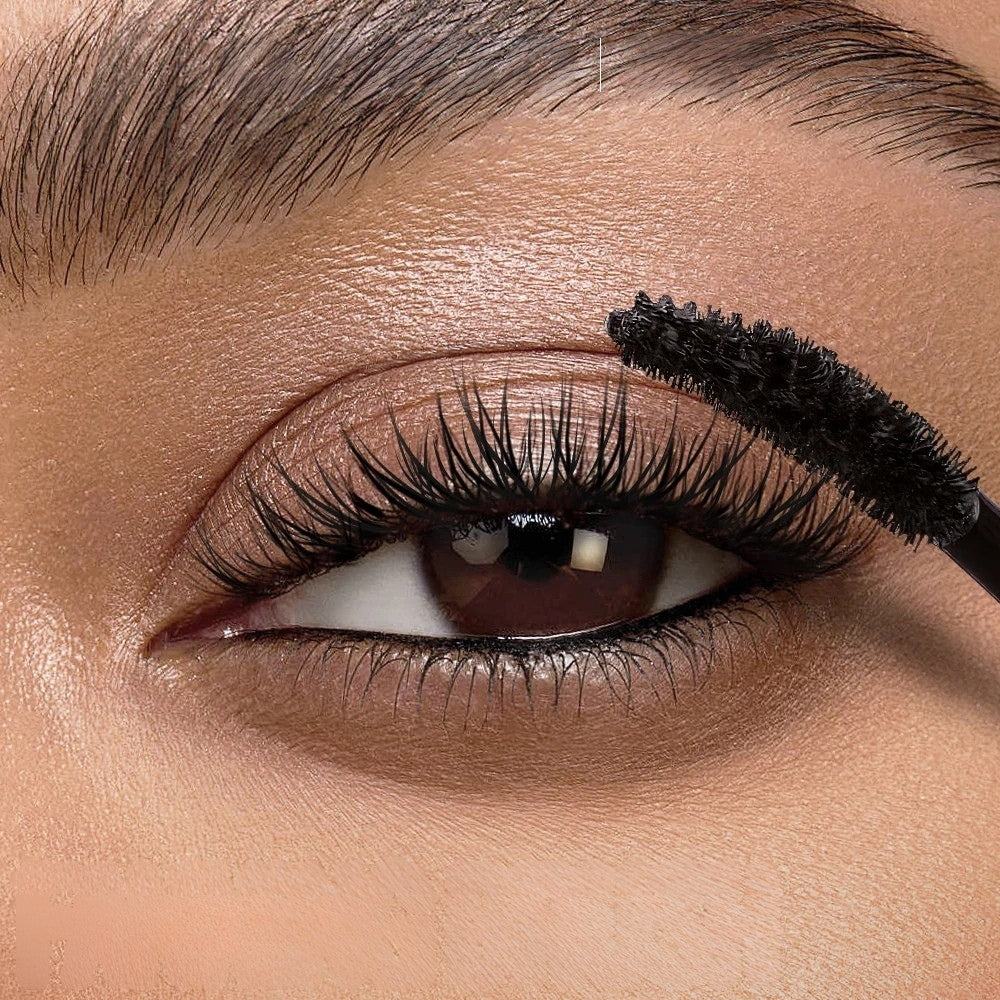 O.TWO.O 5D Mascara – Waterproof Volumizing & Lengthening Eyelash Extension Makeup