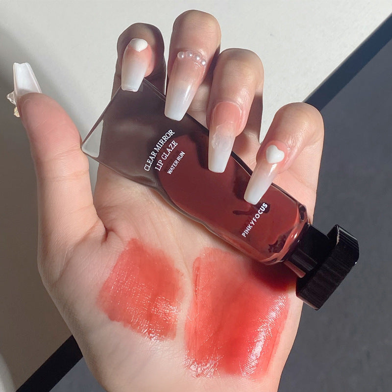 PinkyFocus Black Mirror Light Lip Lacquer