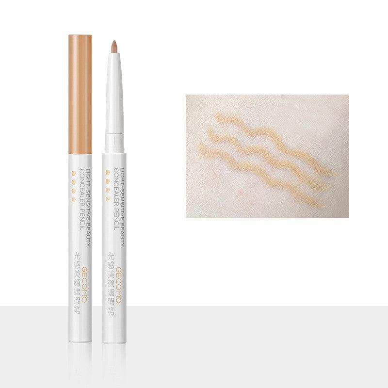 BrowBase™ – Eyelid &amp; Brow Concealer for a Flawless Finish