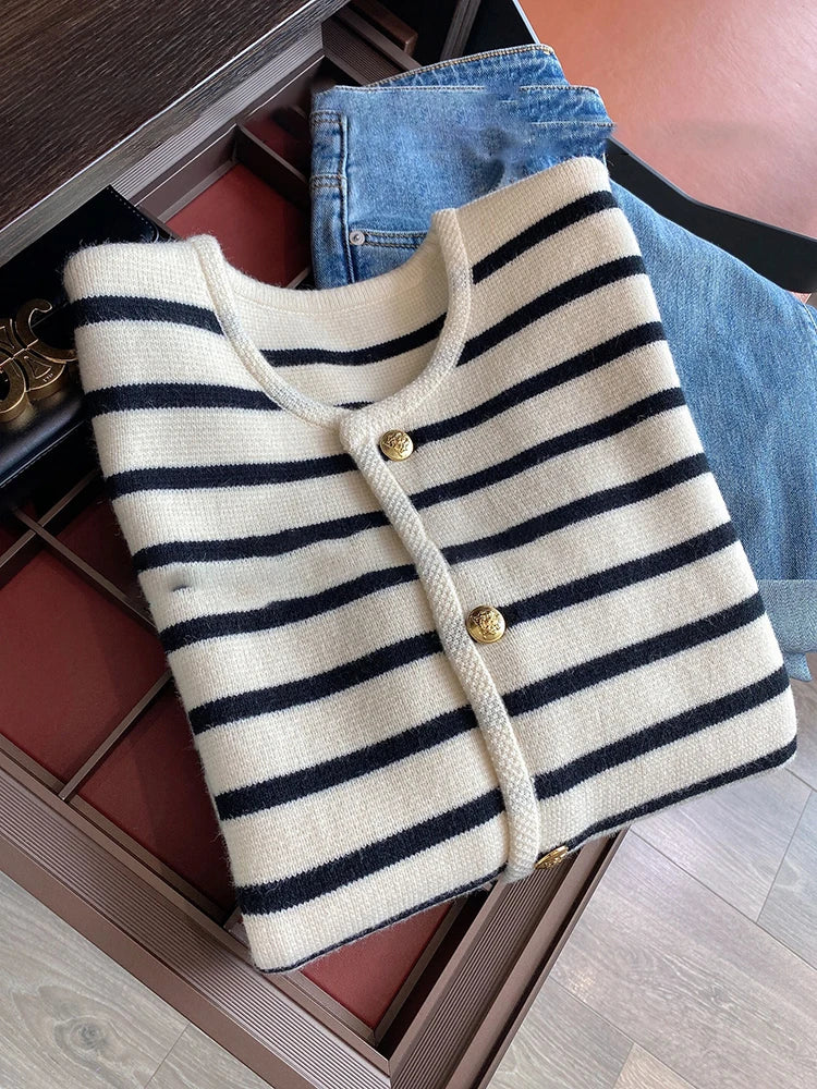 Women’s O-neck Stripe Knitted Cardigan
