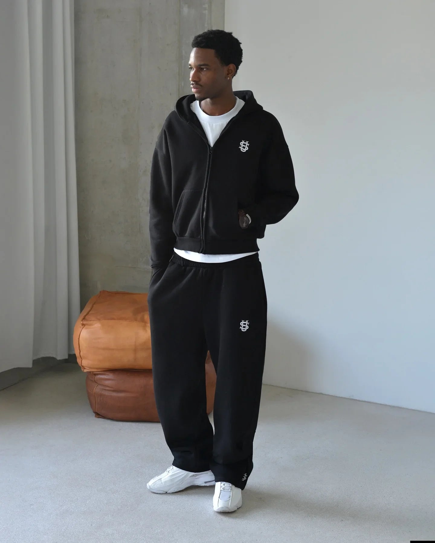 Embroidered sweatpants two-piece set Y2K clothing men&
