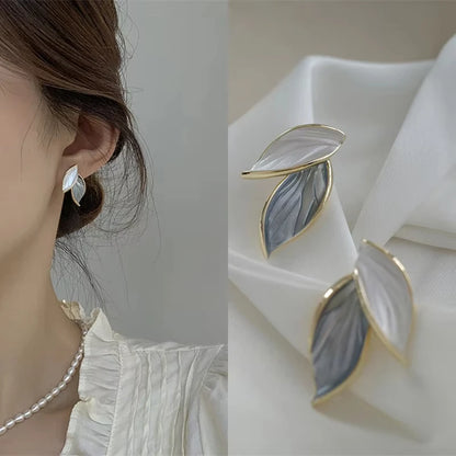 Elegant Grey Leaf Stud Earrings Vintage Style for Women