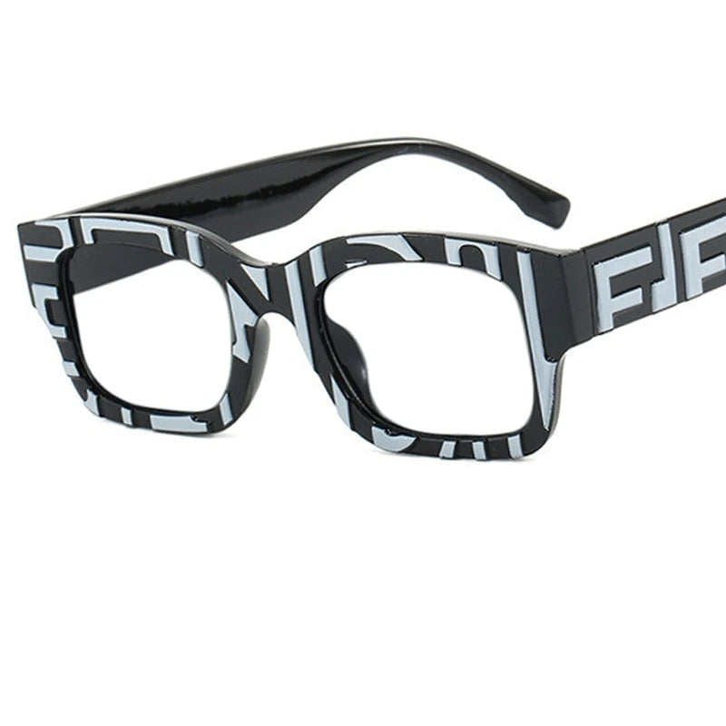 Trendy Square Resin Reading Glasses – Women’s Fashion Stripe Spectacles