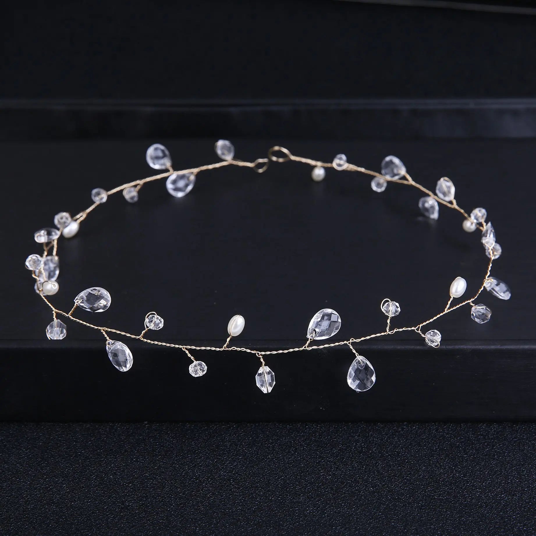 Elegant Crystal &amp; Pearl Bridal Headband for Women