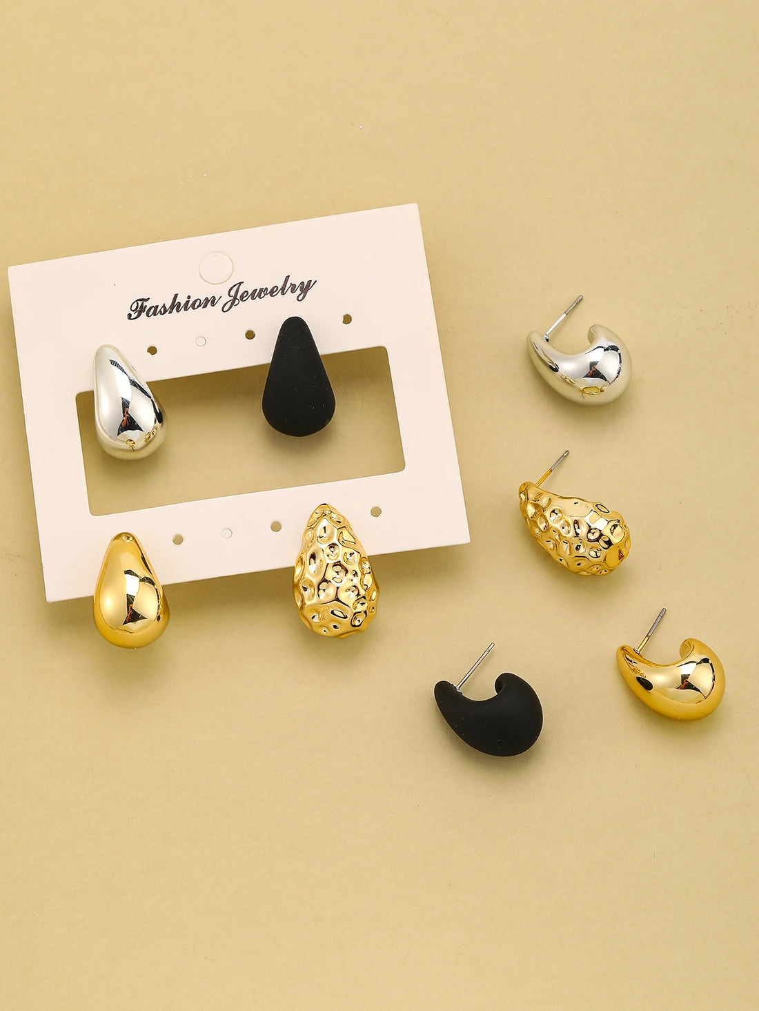 Vintage Glossy Acrylic Teardrop Stud Earrings