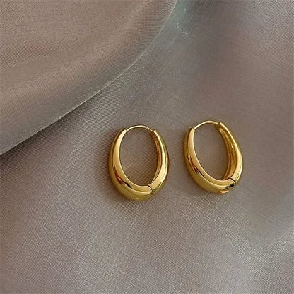 Minimalist Geometric Trendy Oval Design Gold Hoop Earrings for Women