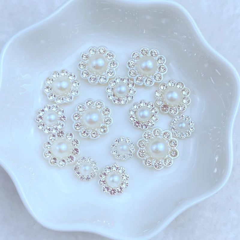 50-Piece Mini Flower Resin Flat Back Embellishments