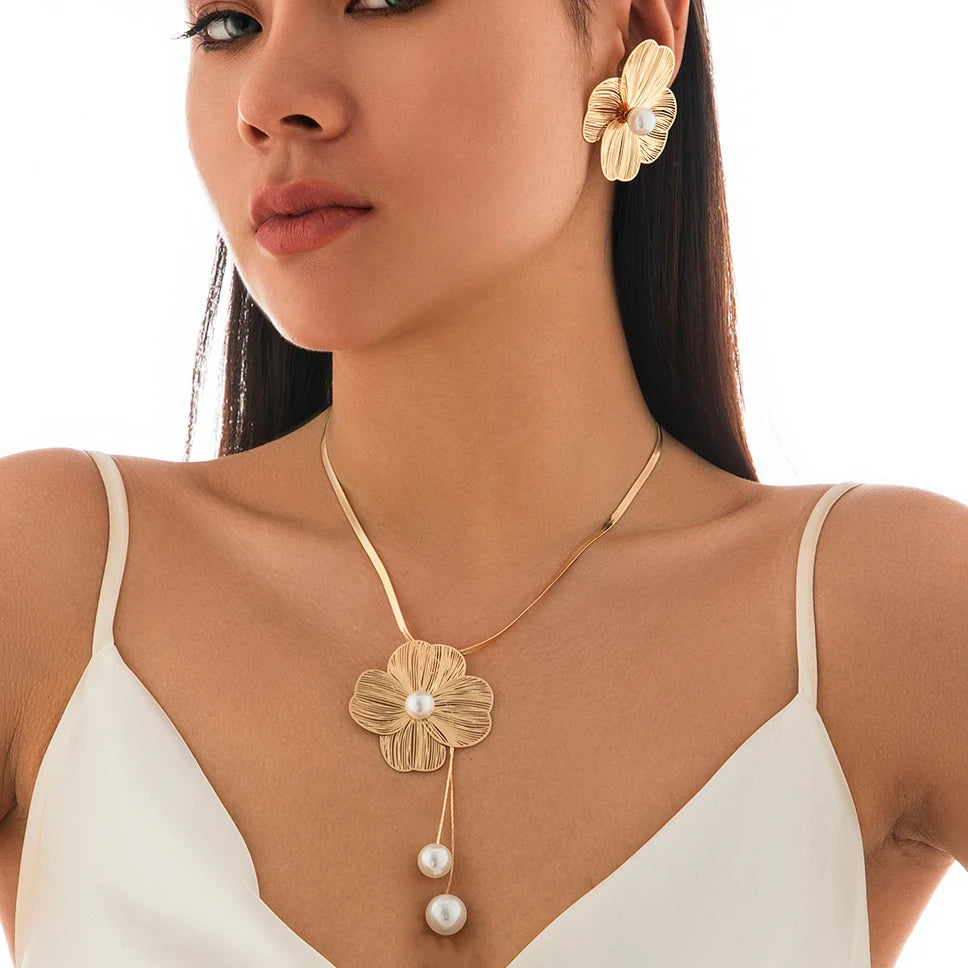 Romantic Pearl Flower Jewelry Set