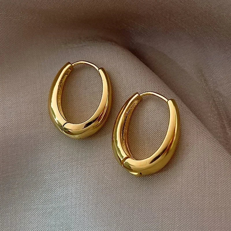 Minimalist Geometric Trendy Oval Design Gold Hoop Earrings for Women