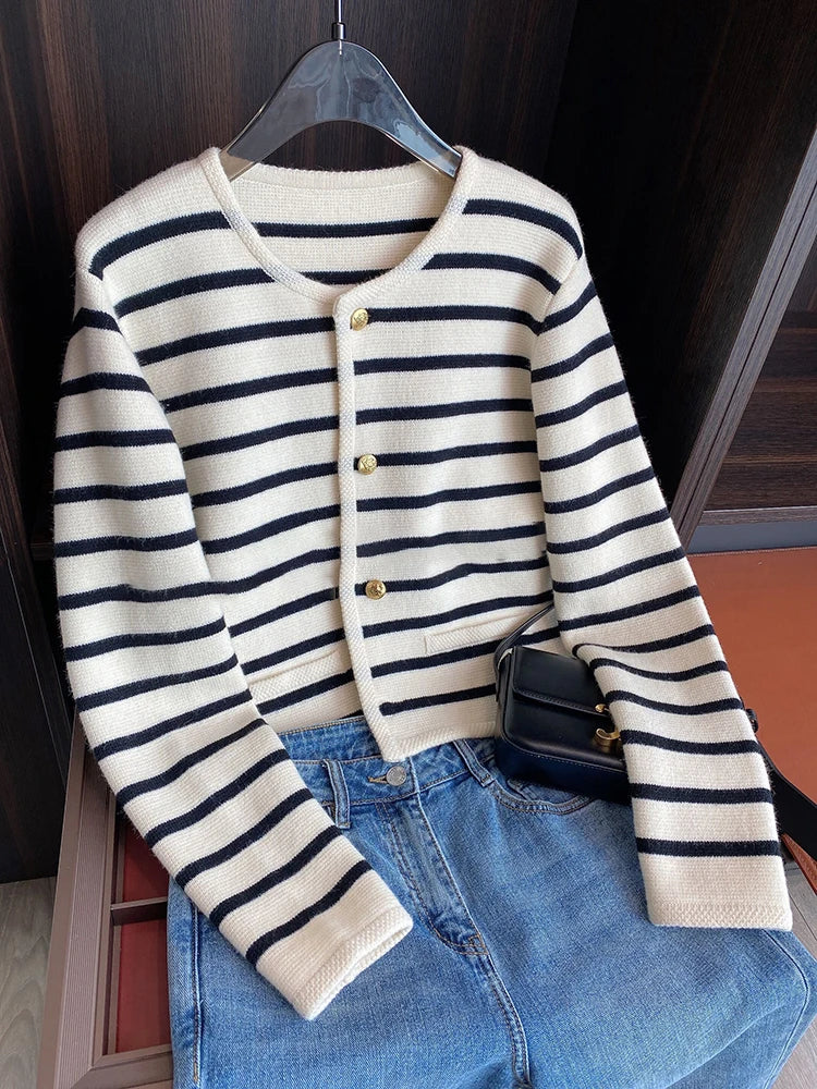 Women’s O-neck Stripe Knitted Cardigan