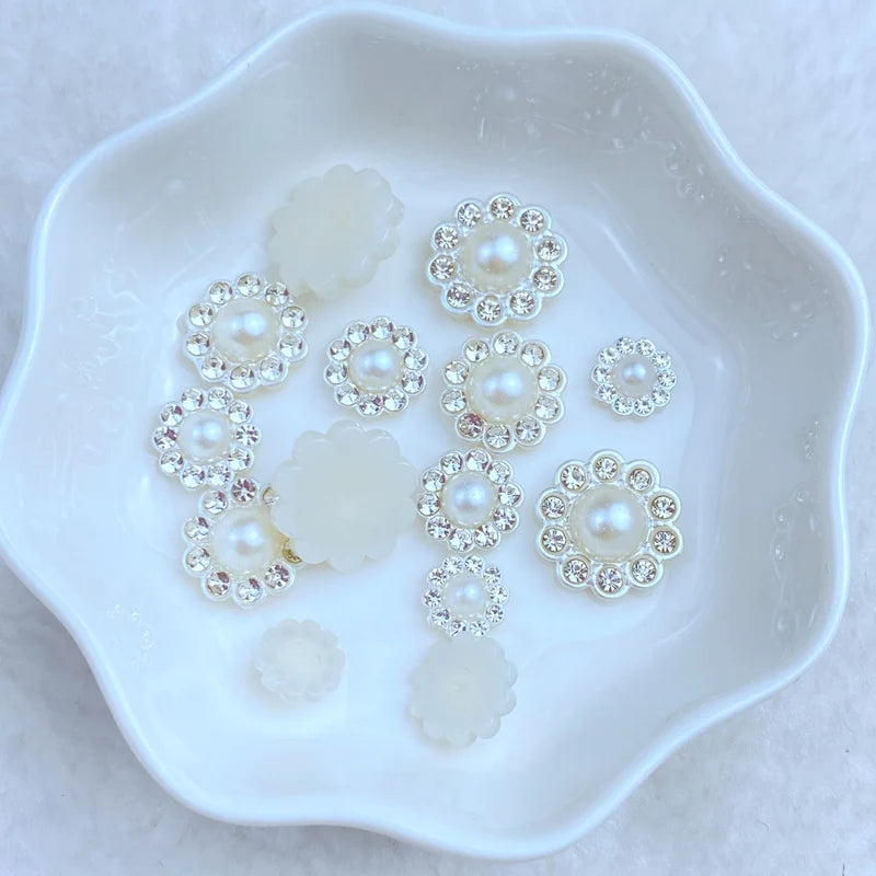 50-Piece Mini Flower Resin Flat Back Embellishments