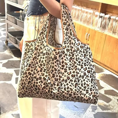 Women’s Large-Capacity Leopard Print Tote Bag