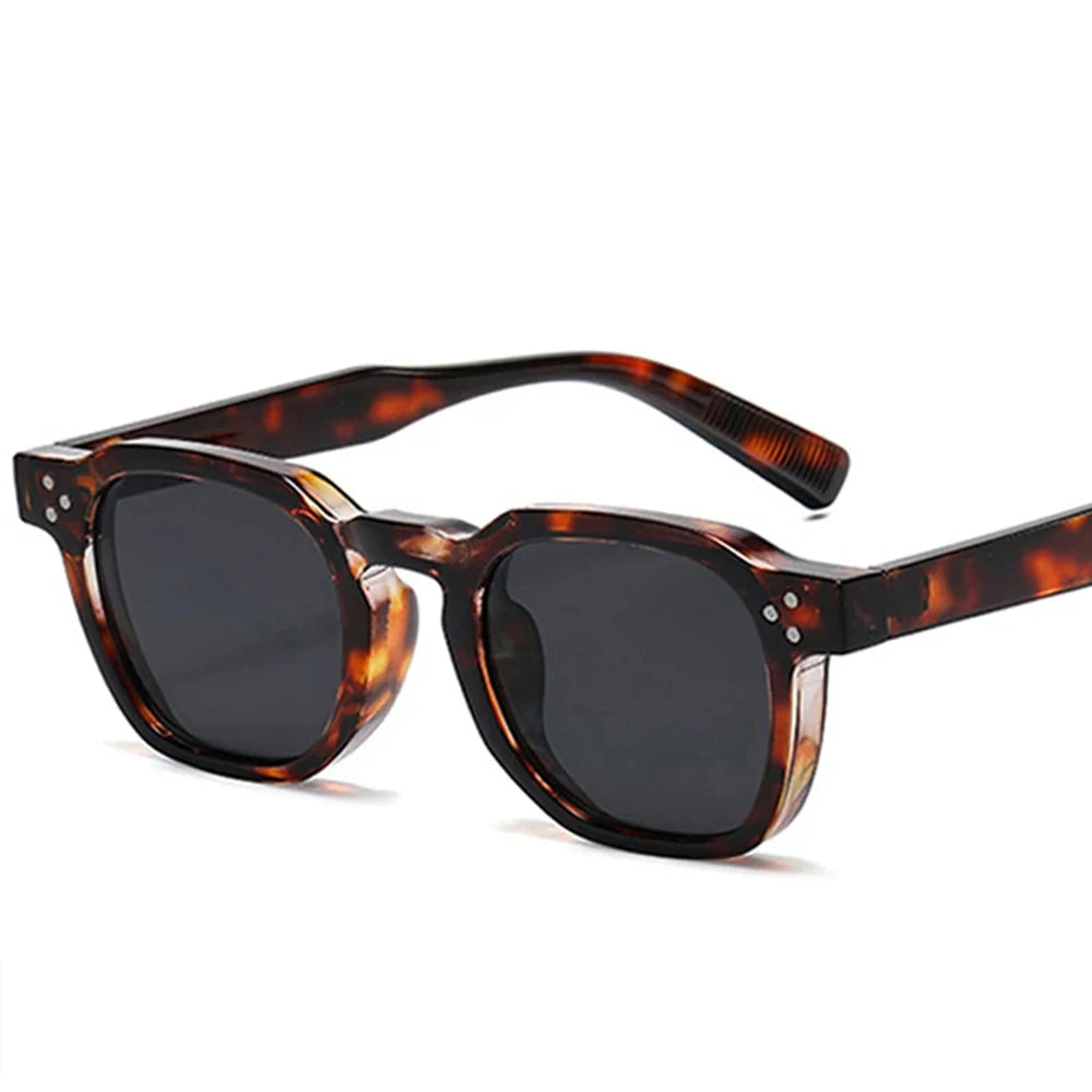 JNPCXI Fashion Vintage Rivet Oval Sunglasses
