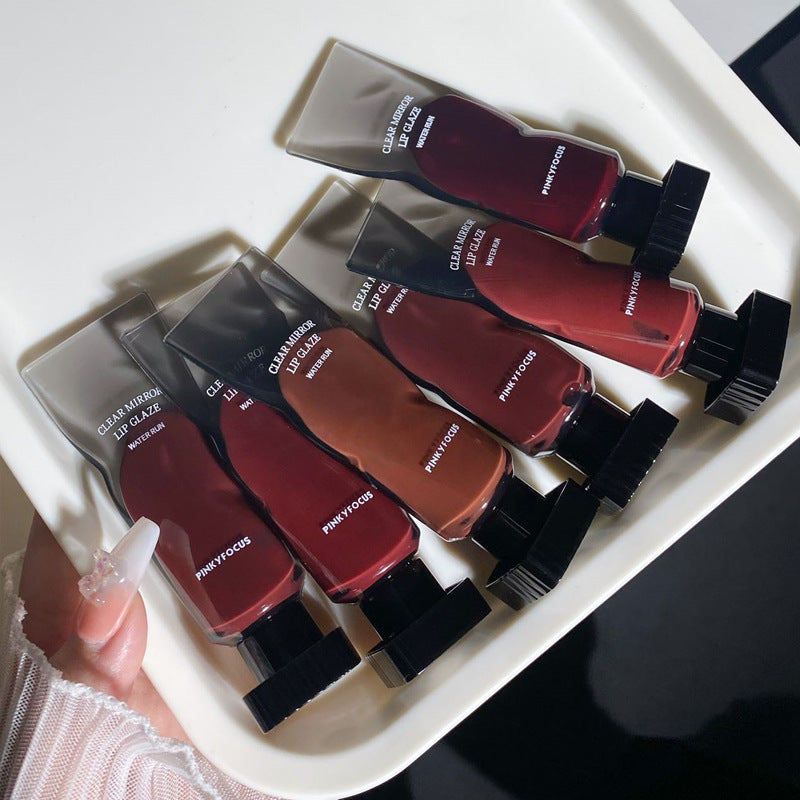PinkyFocus Black Mirror Light Lip Lacquer